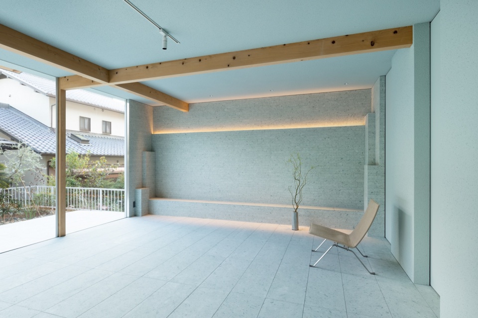 Seishin Chuo House by Yusuke Yoshino Architects