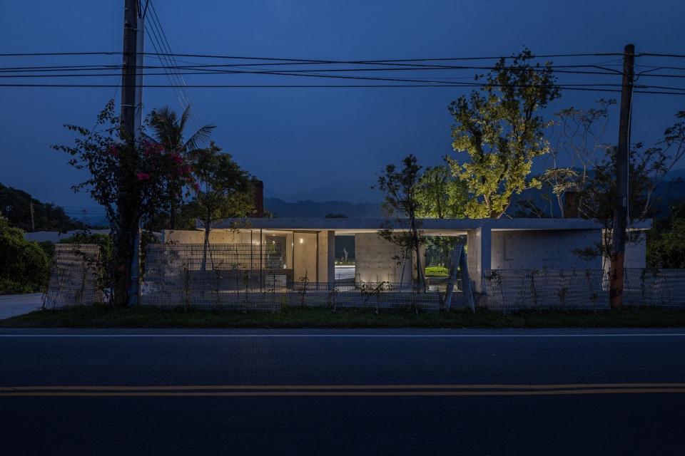 entry pavilion by mas