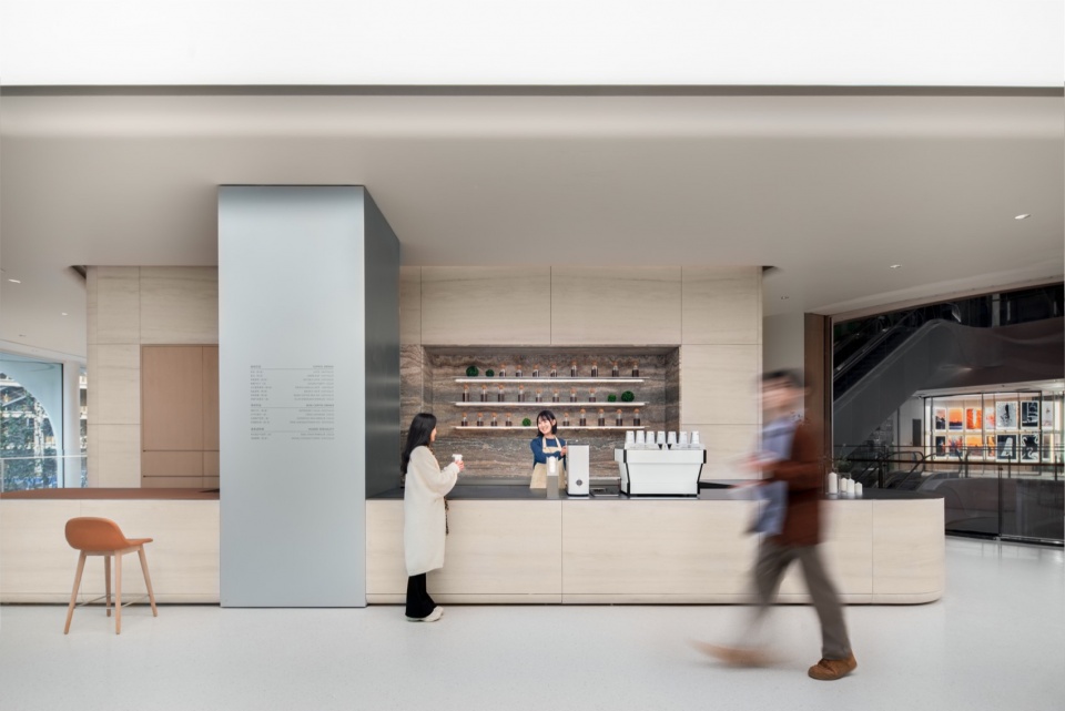new flagship store for huawei in shanghai by unstudio