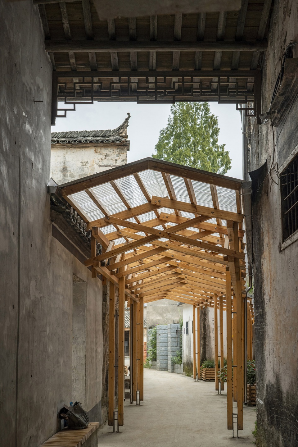 fw ji·huizhou corridor by iara