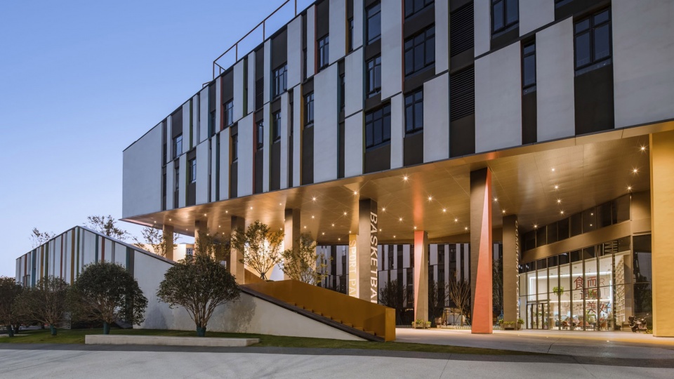 oct vanke century waterfront community service center by shuishi