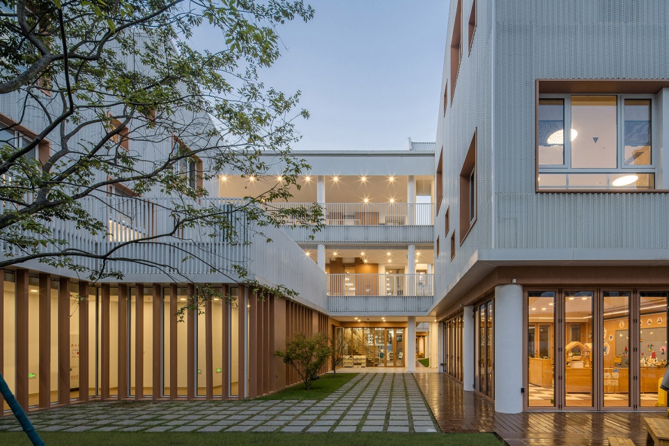 shanghai blue bay kindergarten by ecadi studio dingshun