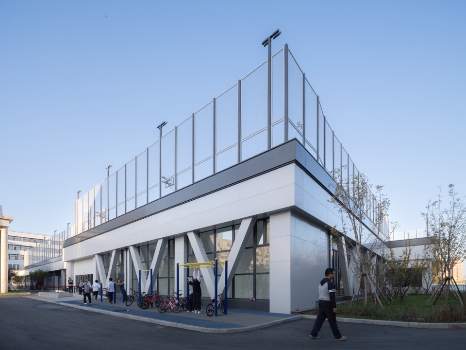 changchun livon senior high school complex by bpd