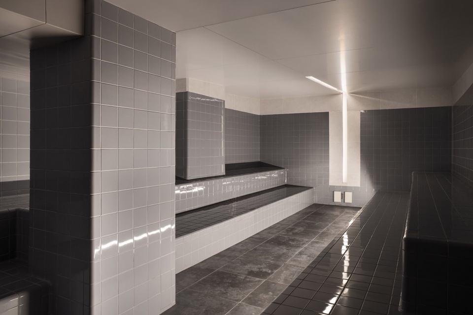 flatiron bathhouse by rockwell group