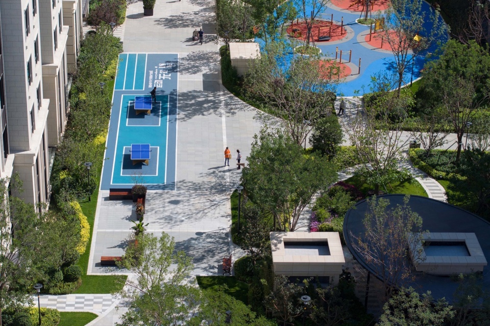 Landscape Design for Beijing Yan Garden Phase III Taikang Flagship Retirement Community by HOPE DESIGN