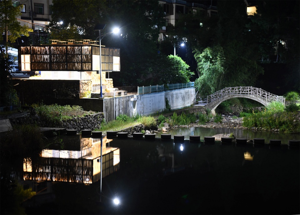 public toilet in dalinggen village by aerobic architecture songyang yuankun construction