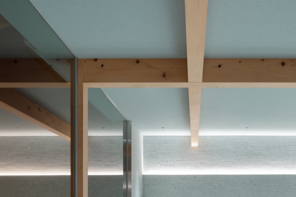 Seishin Chuo House by Yusuke Yoshino Architects