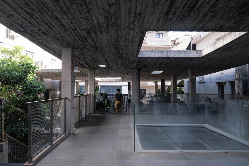 A Hamlet within the urban village China by TAO