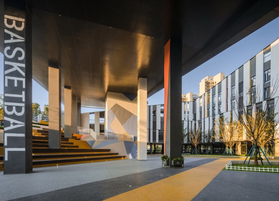 oct vanke century waterfront community service center by shuishi