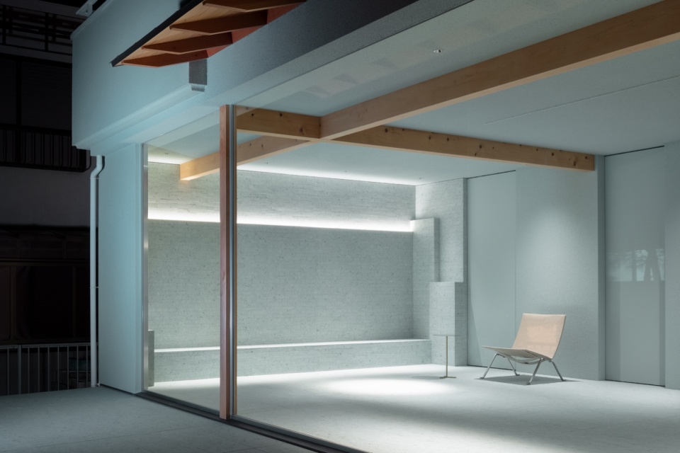 Seishin Chuo House by Yusuke Yoshino Architects