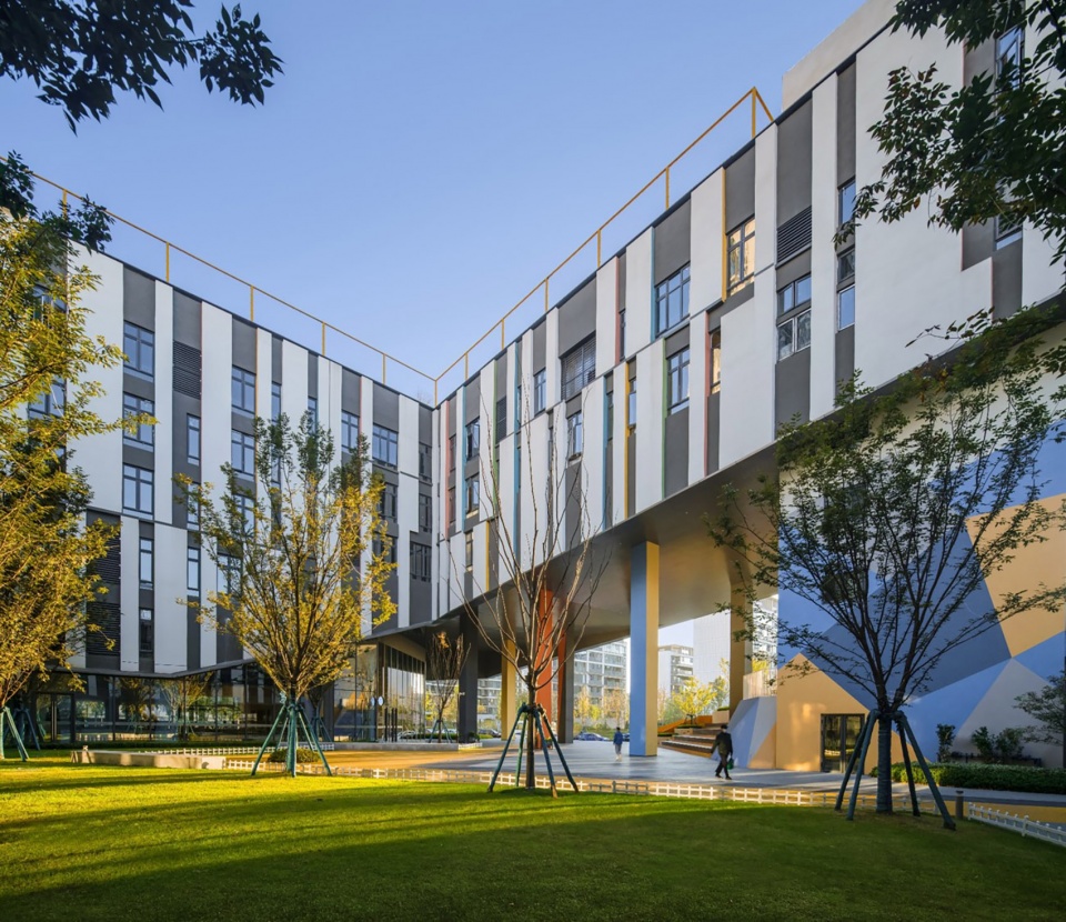 oct vanke century waterfront community service center by shuishi