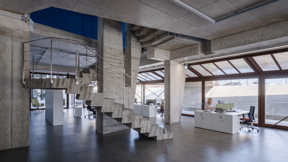 chemical microbiological laboratory by penelas architects