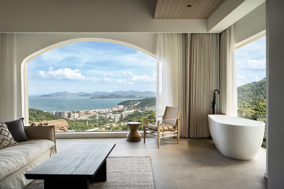 Miyue Tianlu Secret Wild Wonderland Hotel China by G S DESIGN