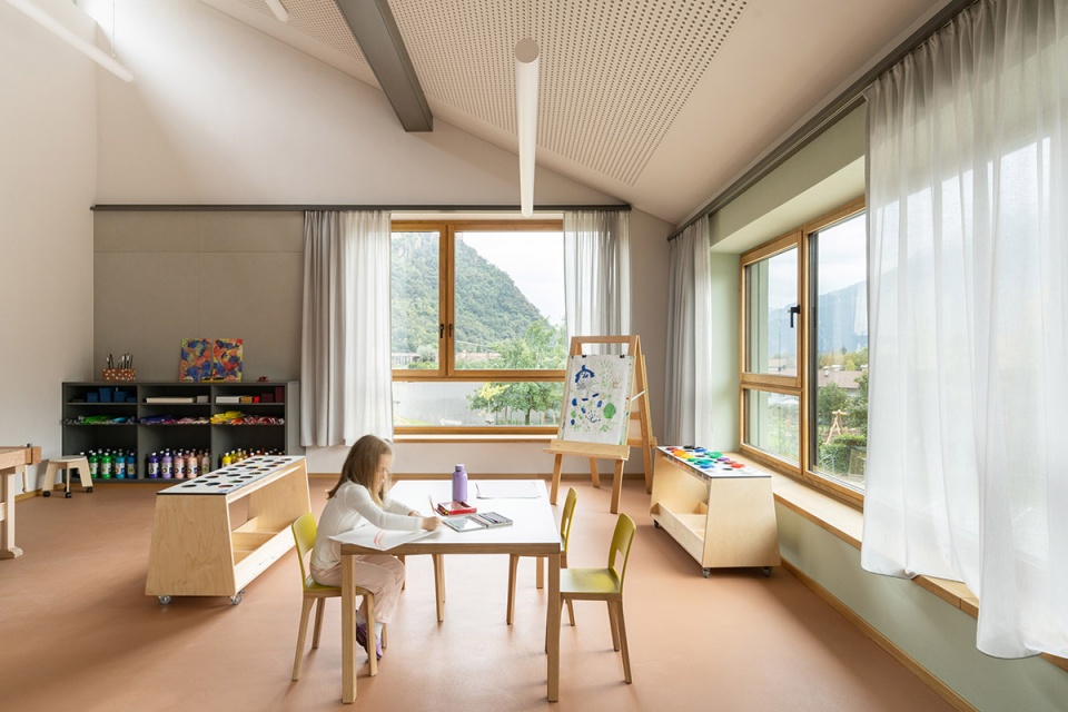tartan school by modusarchitects