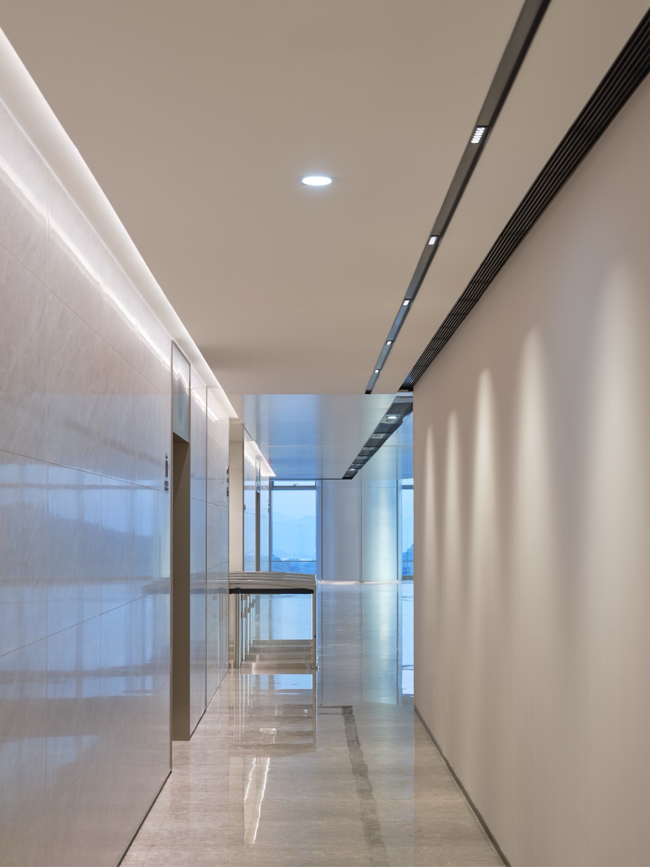Shenzhen · Galaxy Twin Towers Interior design by YuQiang & Partners - 谷德设计网