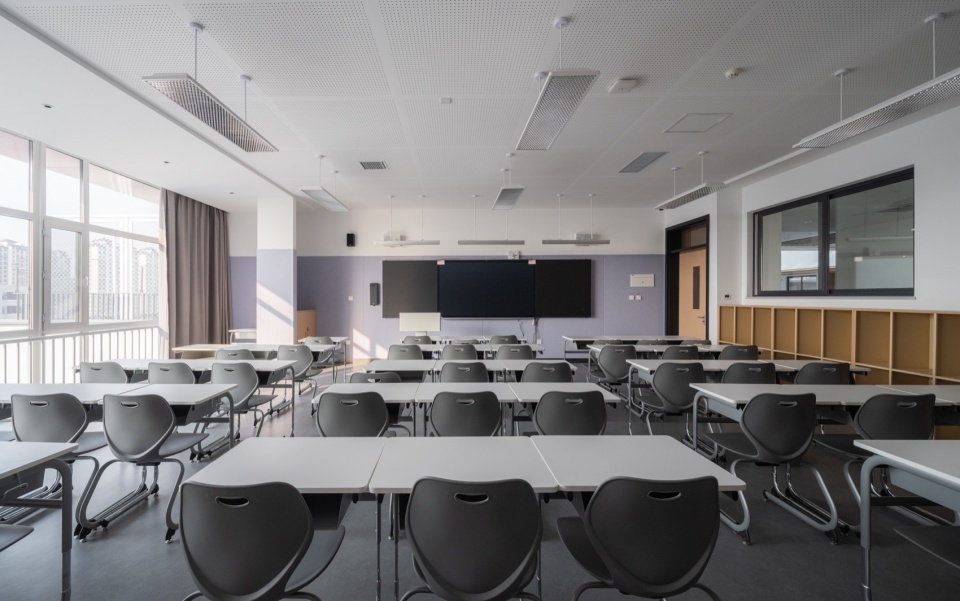 changchun livon senior high school complex by bpd