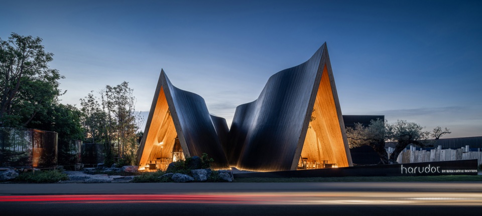 harudot by nana coffee roasters by idin architects