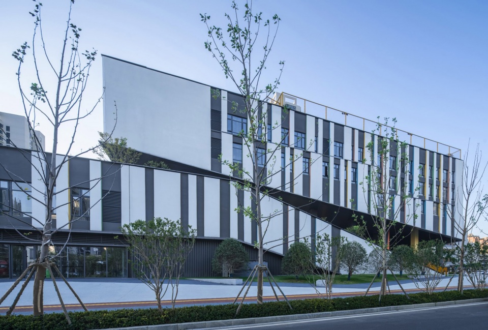 oct vanke century waterfront community service center by shuishi