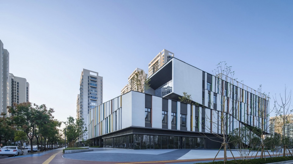 oct vanke century waterfront community service center by shuishi