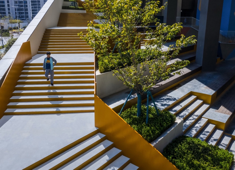 oct vanke century waterfront community service center by shuishi