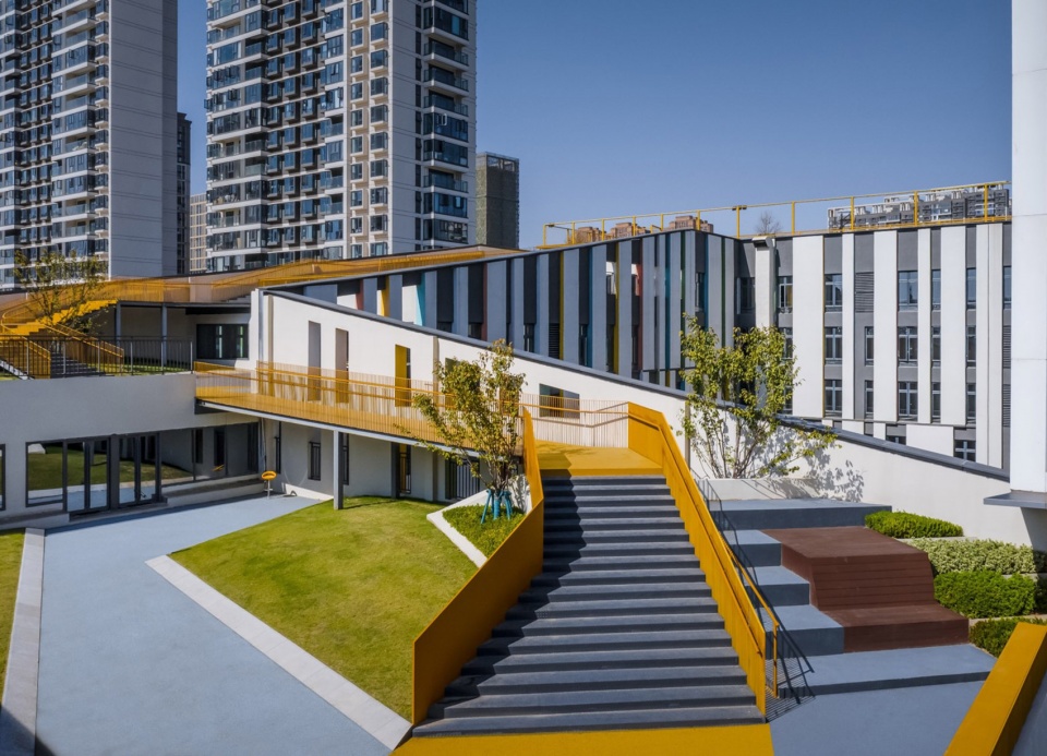 oct vanke century waterfront community service center by shuishi