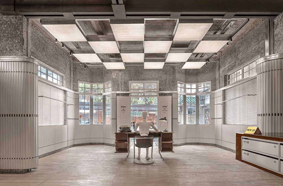 MASONPRINCE China by TOMO Design