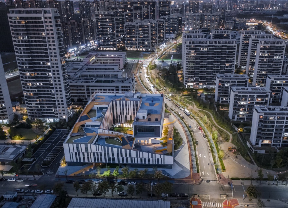 oct vanke century waterfront community service center by shuishi