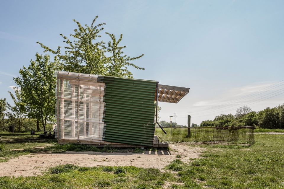 a lot with little exhibition by noemi blager