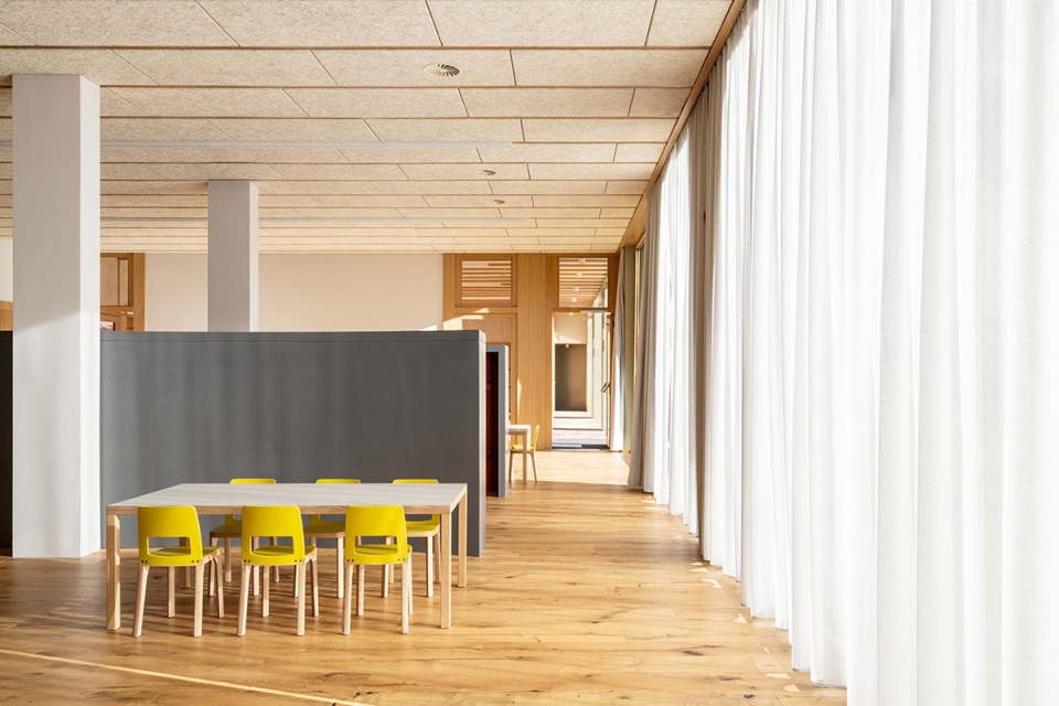 tartan school by modusarchitects