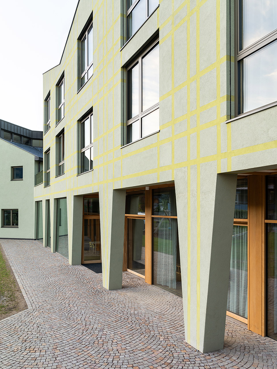 tartan school by modusarchitects