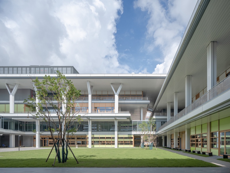 Courtyard © Zhu Runzi 庭院空间 摄影:锐境建筑空间摄影