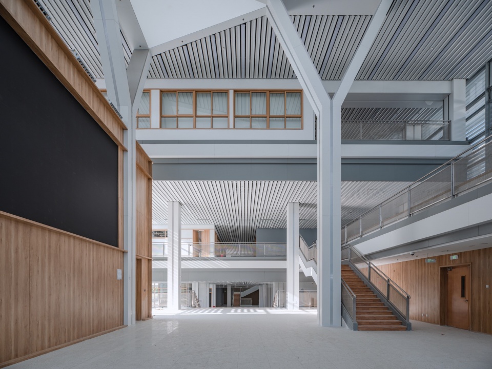 群众艺术馆大堂©锐境建筑空间摄影 Lobby of Civic Art Center © Zhu Runzi
