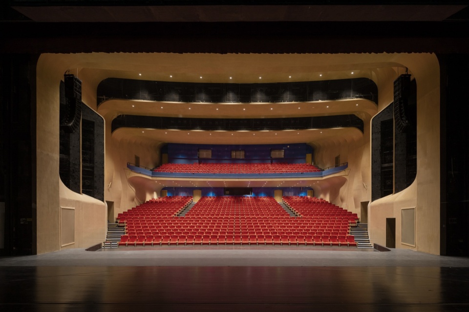 群艺馆大剧场©苏圣亮 grand theatre of Civic Art Center©Su Shengliang