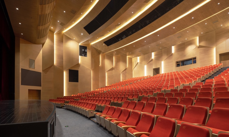 青少年剧场©苏圣亮 Adolescents theatre of Civic Art Center©Su Shengliang