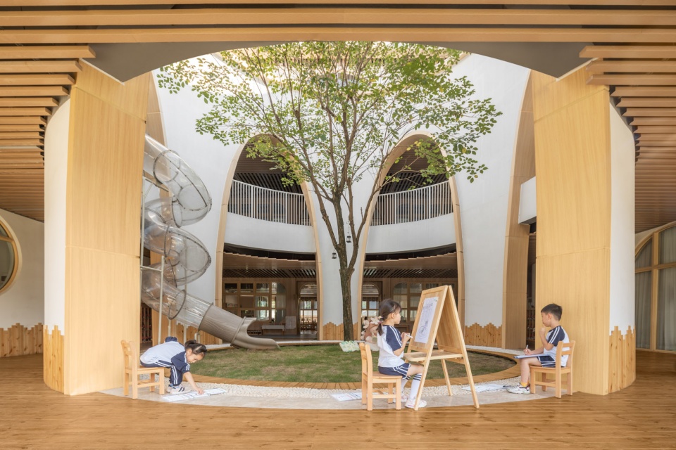 haihua kindergaten by keep dream interior design