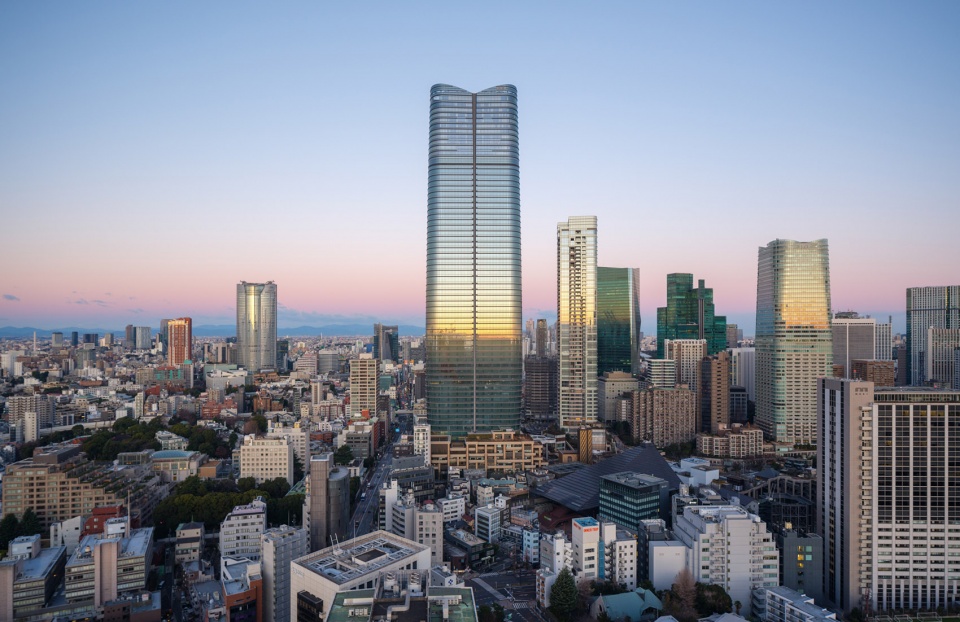 azabudai hills by pelli clarke partners