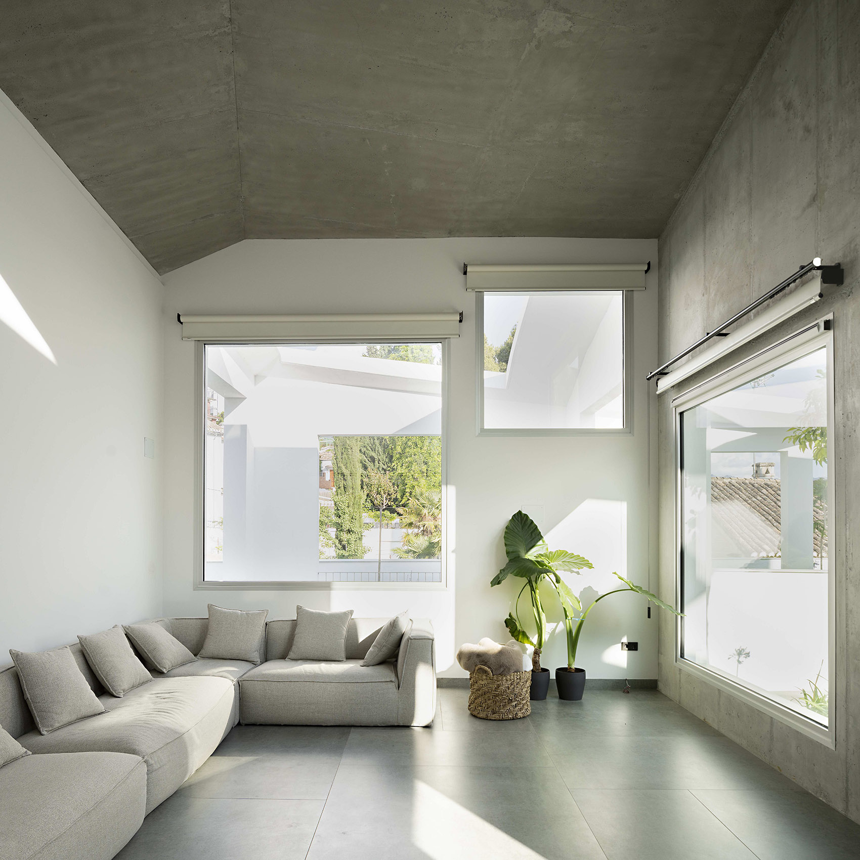 casa realejo by rubens cortes arquitectos