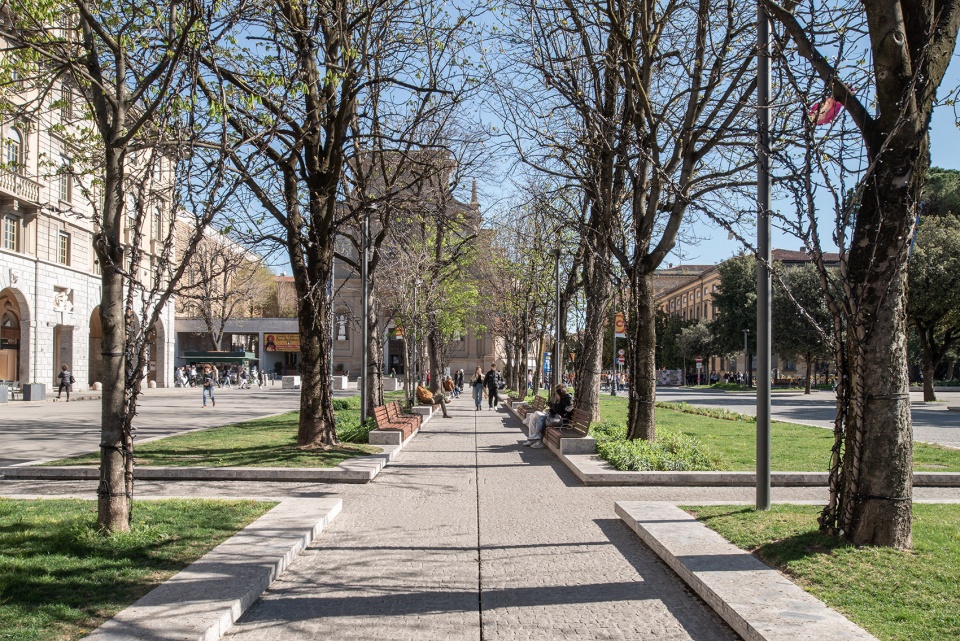 CENTRO PIACENTINIANO BERGAMO by CN10ARCHITETTI