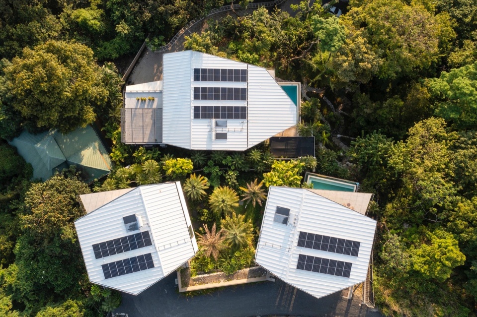Makai Villas by Studio Saxe
