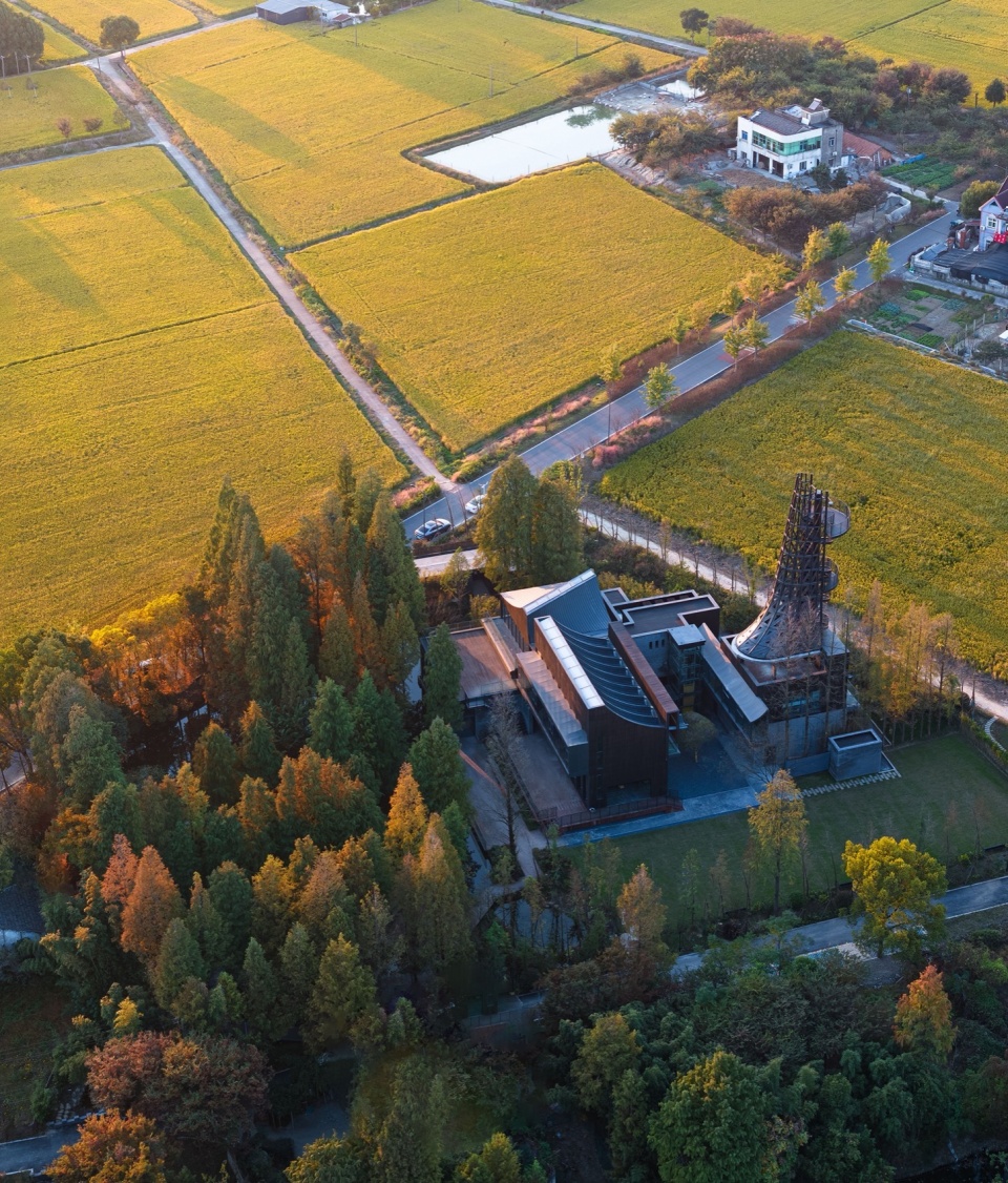 桐乡濮院红旗漾杉林部落共享餐厅 上海严旸建筑设计工作室