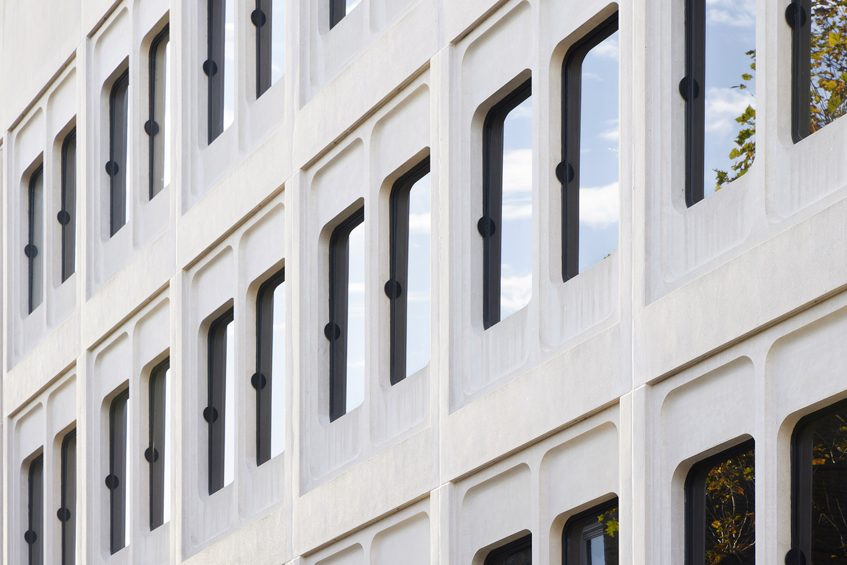 45 whitfield street retrofit by dmfk architects