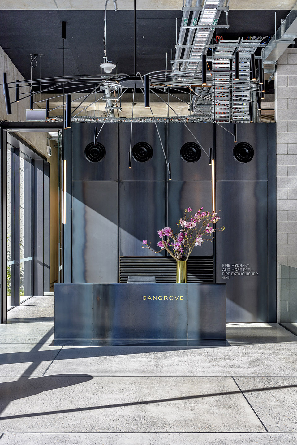 dangrove art storage facility by tzannes