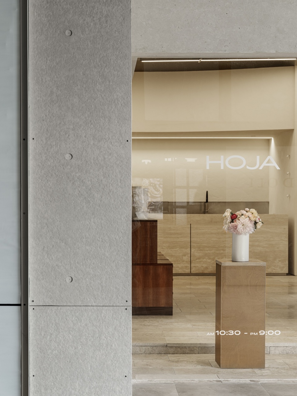 hoja florist by geemo design