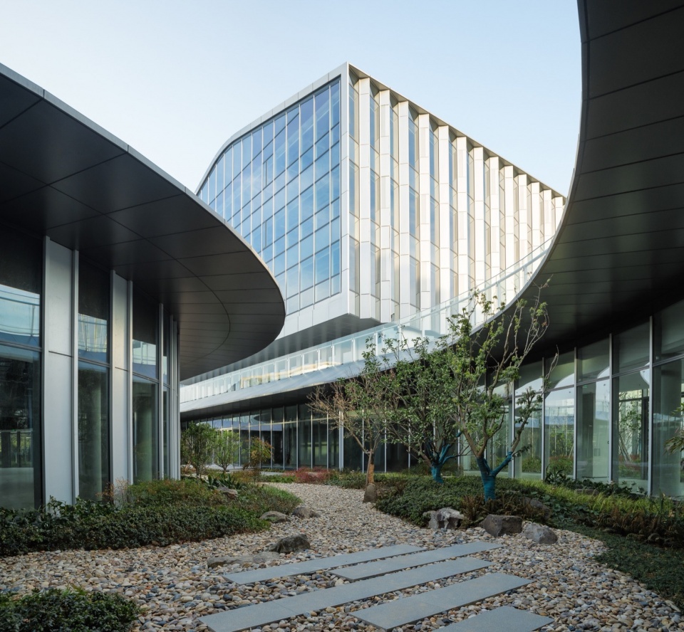 Hangzhou Alibaba DAMO Nanhu Industry Park by Aedas