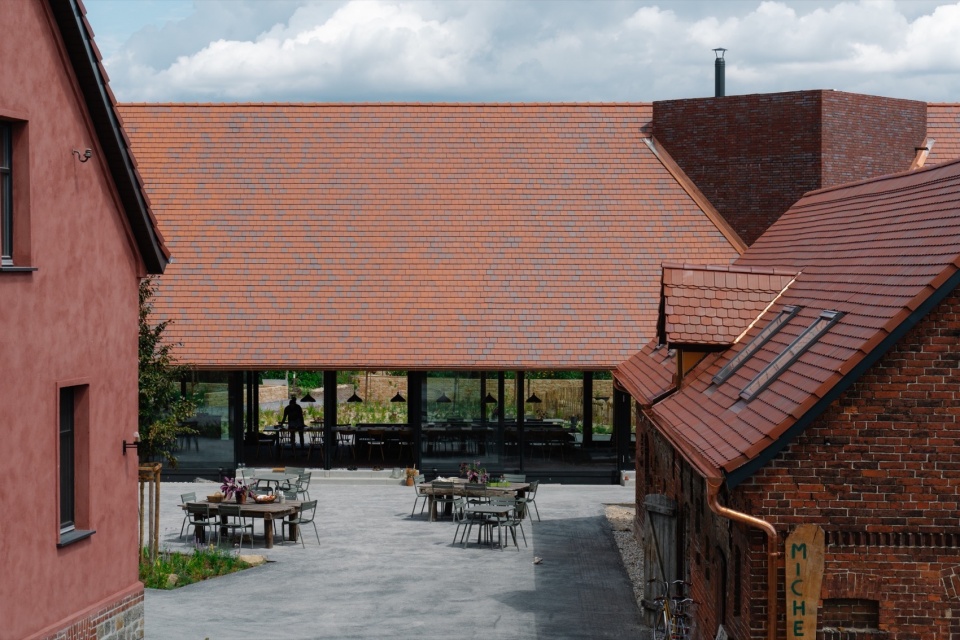 MICHELBERGER FARM by Sigurd Larsen Architects