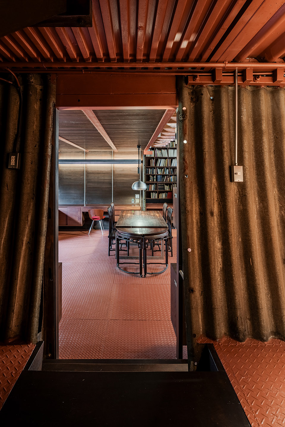 corrugated house by monotrum