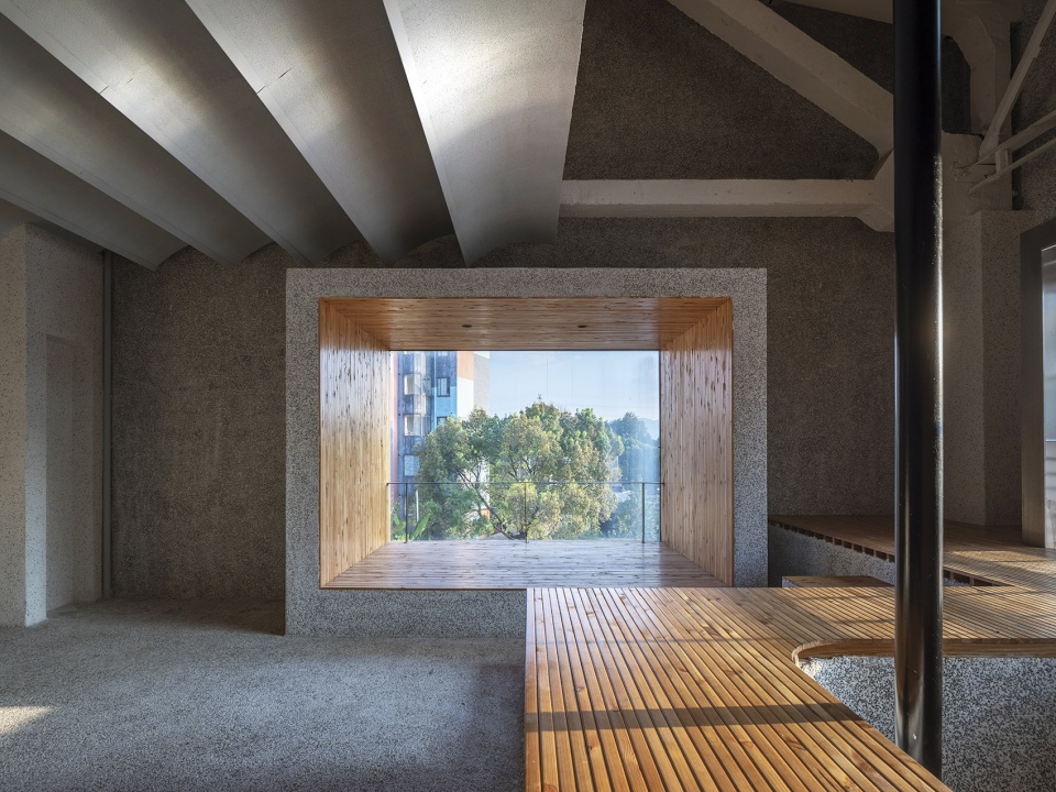Front Hall of Tianmei Theater LI WENXI Architects