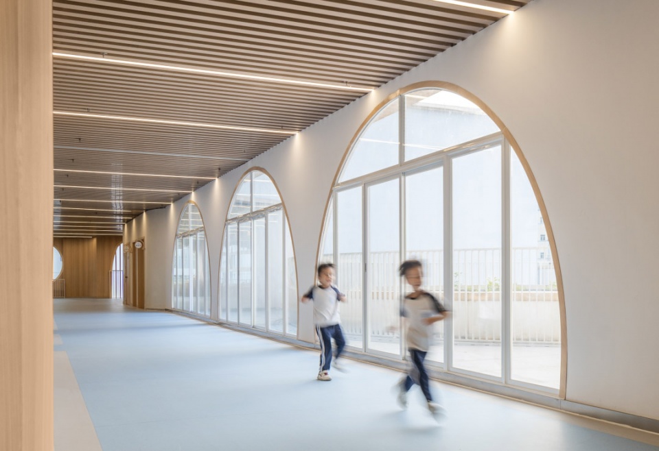 haihua kindergaten by keep dream interior design
