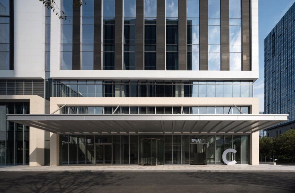 mova teachers innovation center by opus tkp