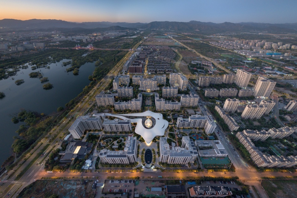 泰康之家燕园活力中心 方未建筑SUNLAY三磊